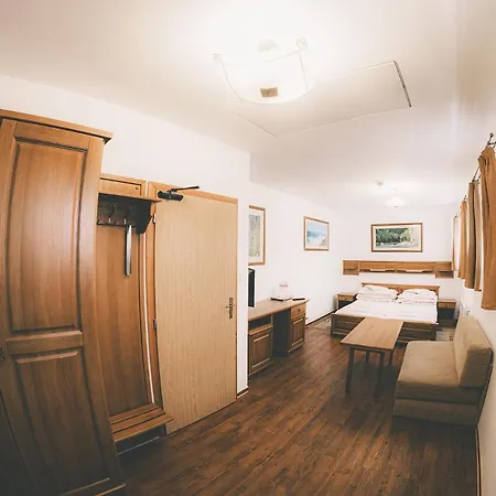 Guest house U Gorala