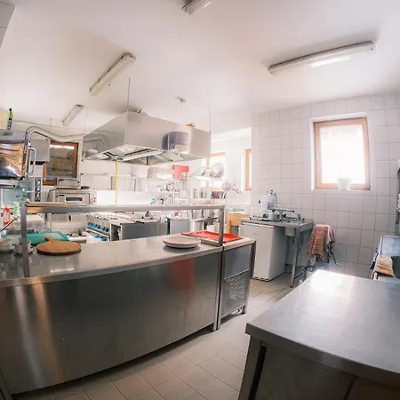 U Gorala 3* Лесница