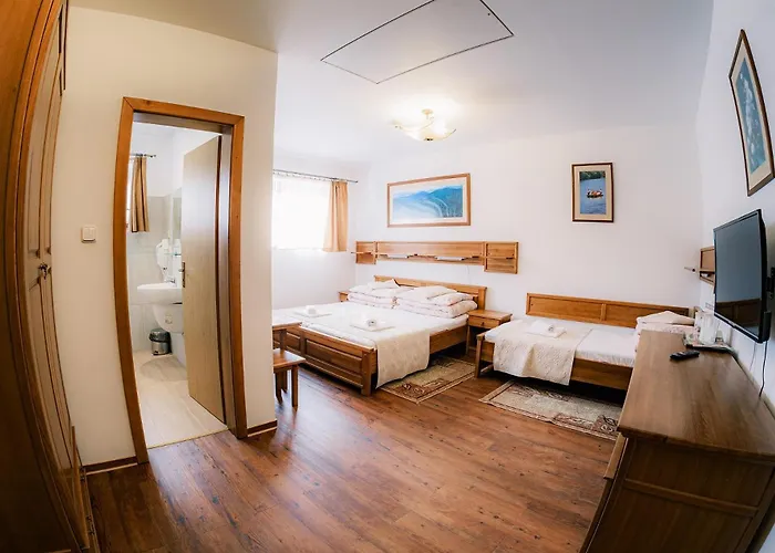 U Gorala 게스트하우스 Lesnica