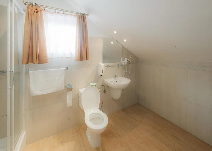 U Gorala 게스트하우스 Lesnica